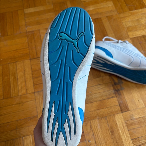 Y2k 90s white and blue puma - Perfect conditions * accepting offer - Picture 7 of 9